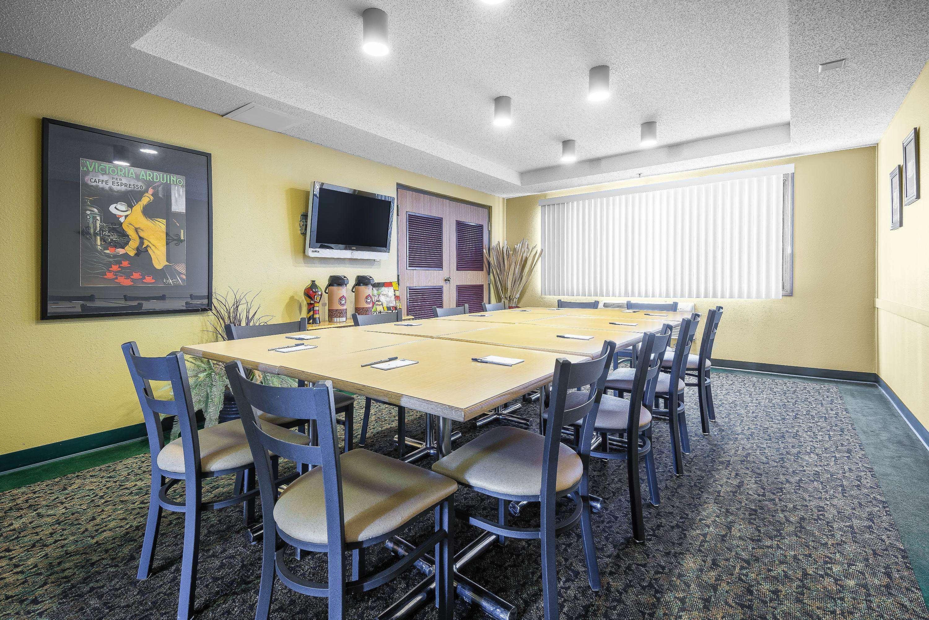 Americinn By Wyndham Sioux Falls Esterno foto